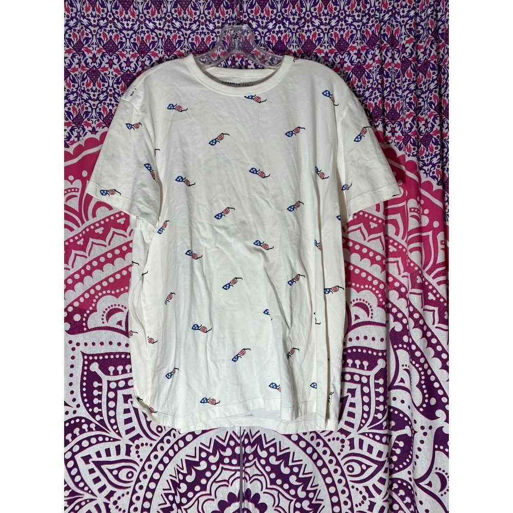 American Eagle American Flag Sunglasses 4th of July White Shirt Large White Blue